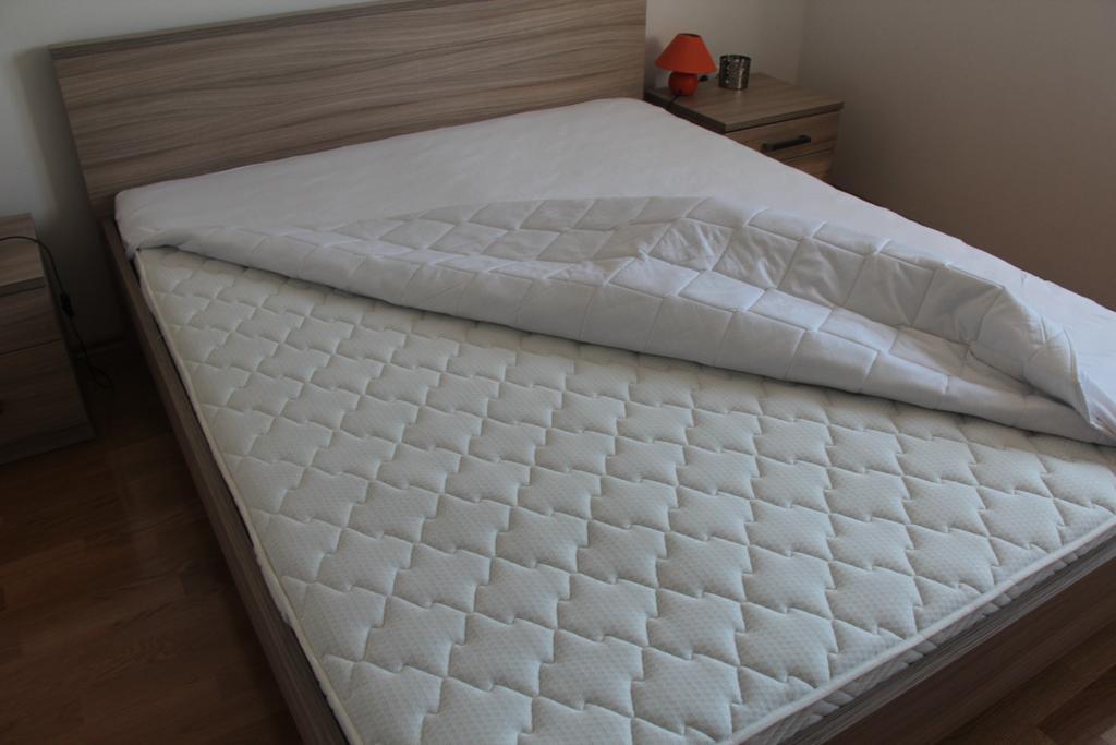 Villa Iris Apartments Сегет-Враница Экстерьер фото