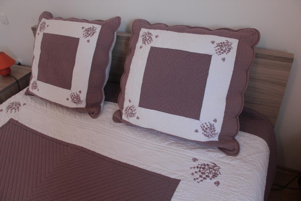 Villa Iris Apartments Сегет-Враница Экстерьер фото